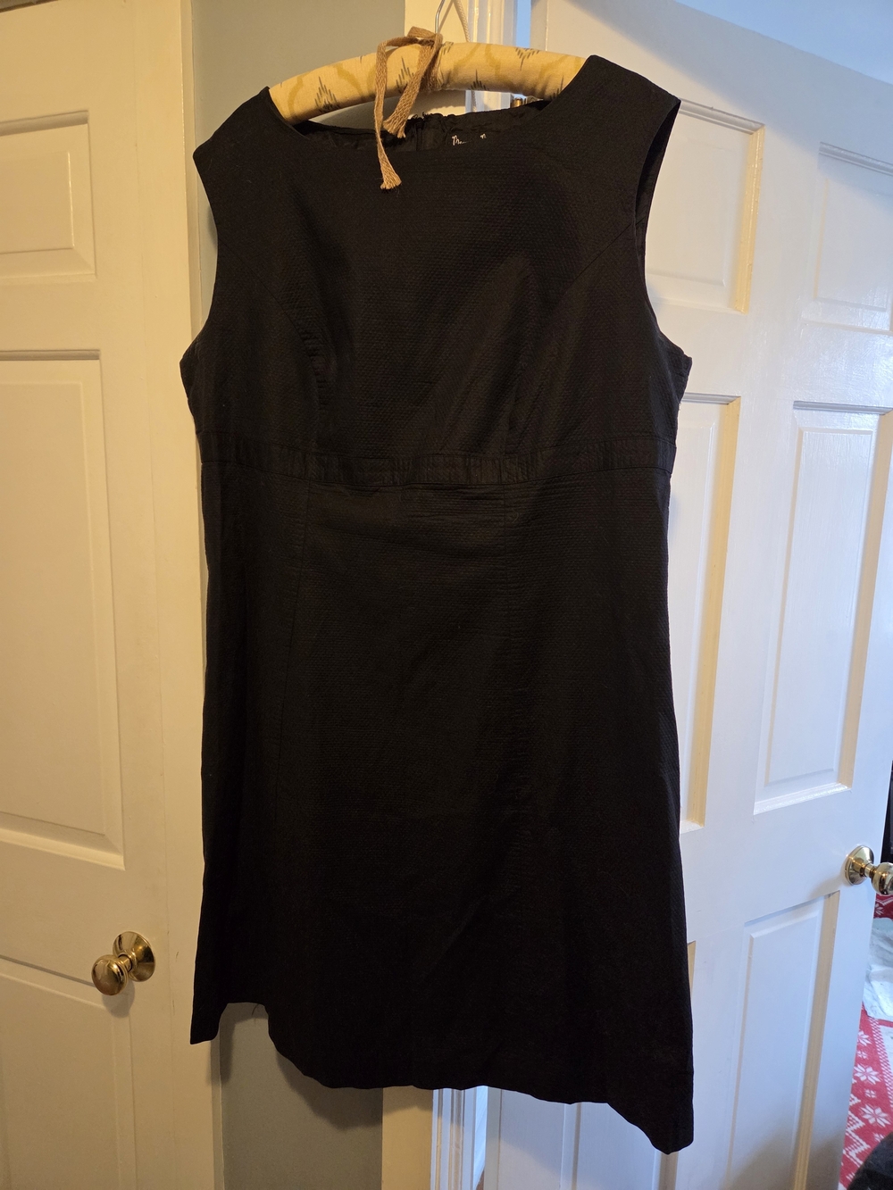 mercer & madison Black Sleeveless Sheath Dress